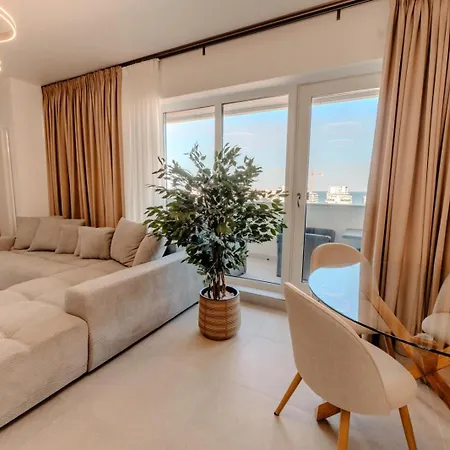 Odyssey Sea-view アパート *